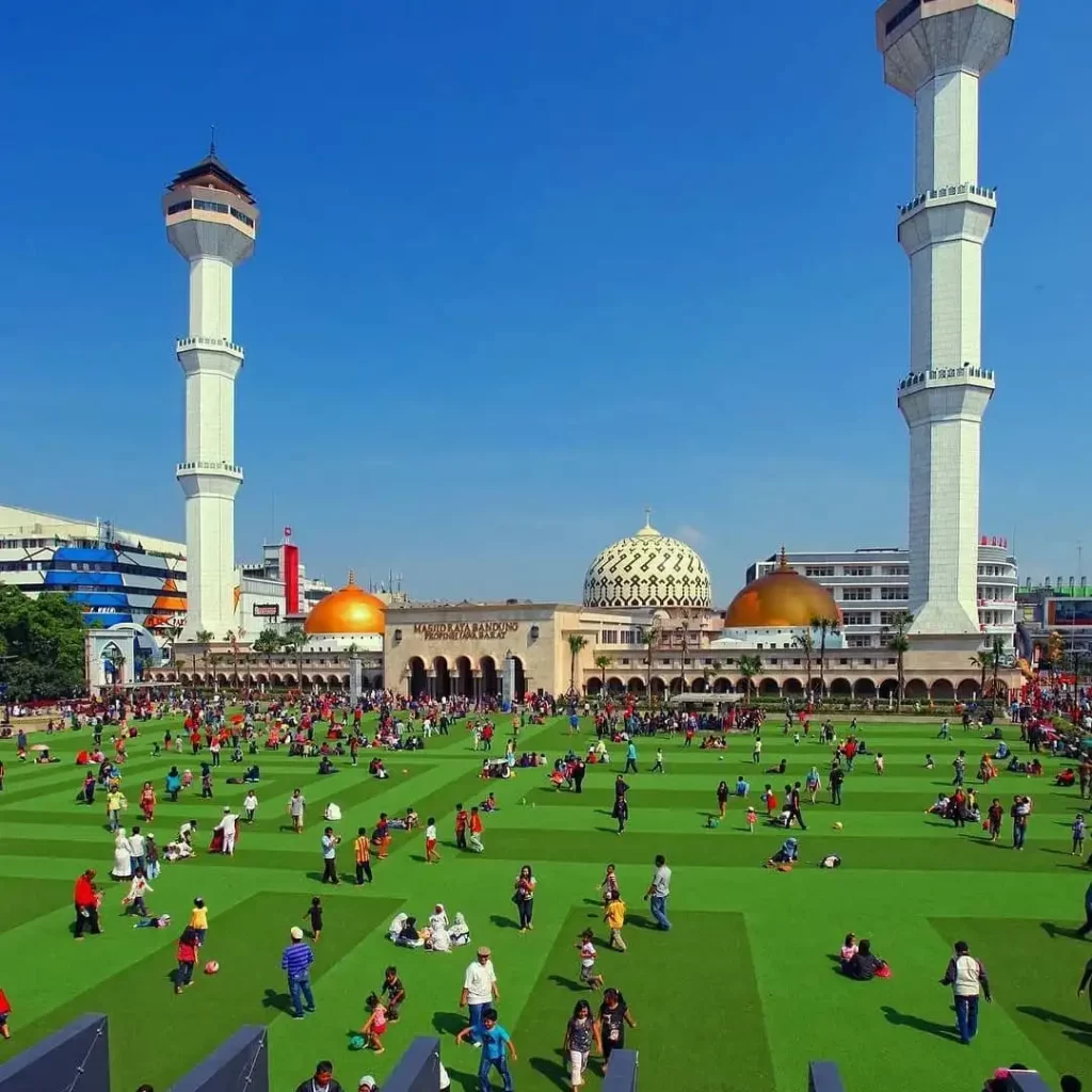 Alun-alun Bandung/Tripcetera