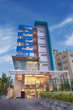 Hotel 88 Bandung Kopo By WH/Traveloka